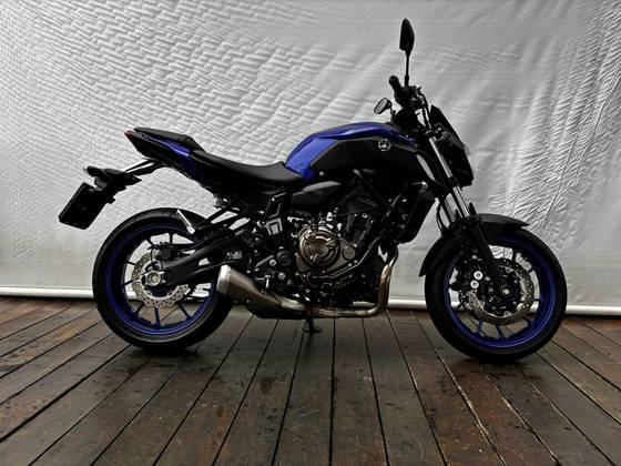 YAMAHA MT-07 ABS YAMAHA MT-07 ABS